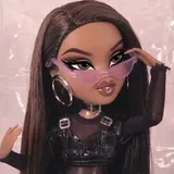 Bot figurine | Bratz doll