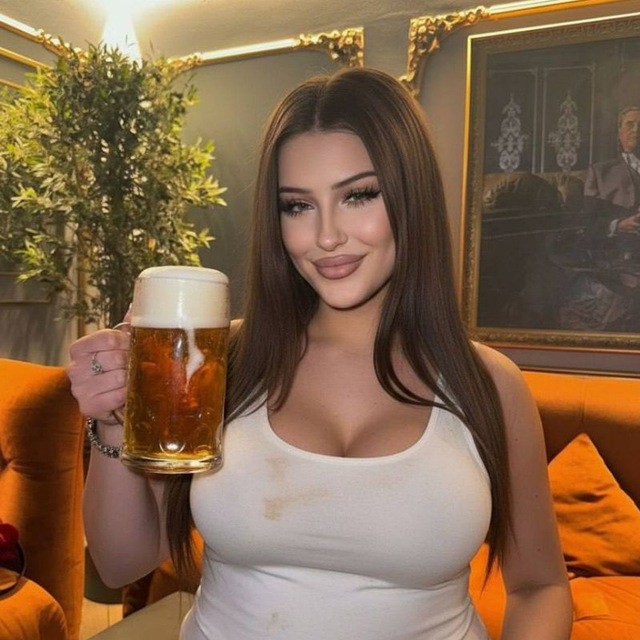 You're a skuf in the photo 🧔 icon